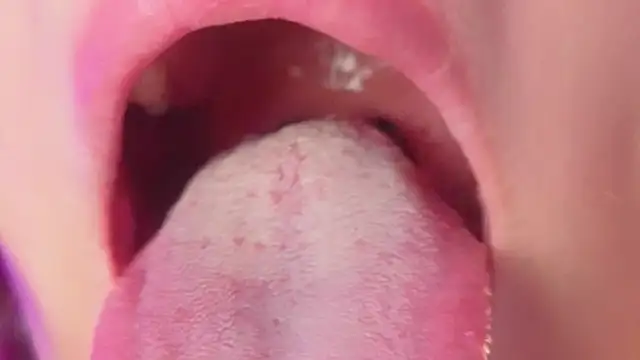 Snapshot of heiley_moon chatting on 28, 9, 2025 heiley moon online show from 28, 9, 2025