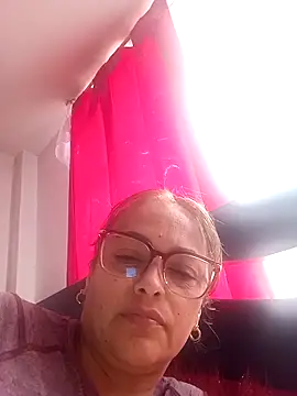 Lady 16 online show from 3, 12, 2025