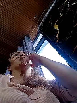 Lady 16 online show from 18, 2, 2026