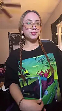 ZeziGamingg online show from 19, 6, 2026