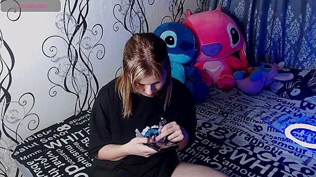 RoyAngela online show from 25, 9, 2025