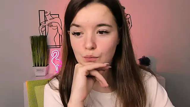 nika-still online show from 10, 10, 2025