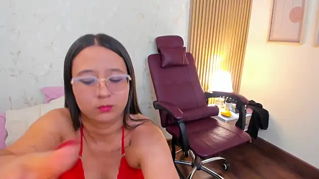Snapshot of lizzievan chatting on 27, 9, 2025 lizzievan online show from 27, 9, 2025