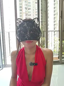 SinfulTemptation online show from 5, 4, 2026