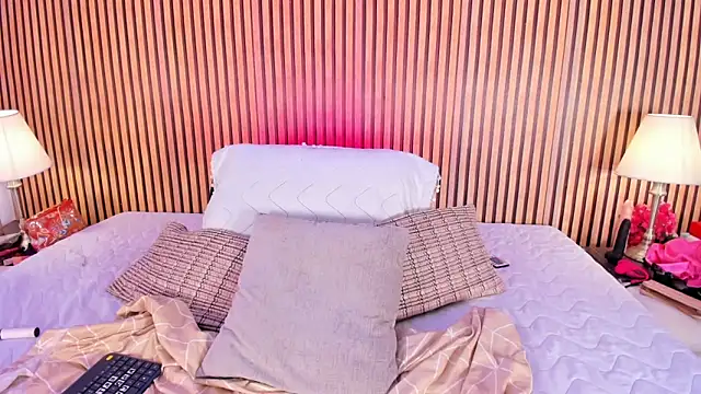 keeyla stone online show from 19, 9, 2025