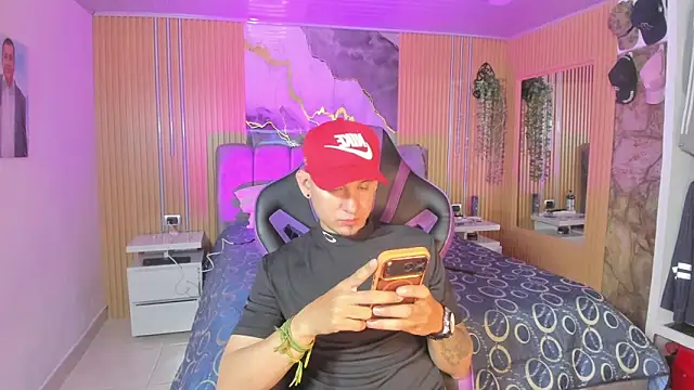 Snapshot of David_Gorgeous chatting on 21, 3, 2026 David Gorgeous online show from 21, 3, 2026