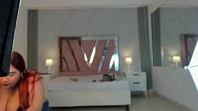 VanessaHard as online show from 11, 9, 2025