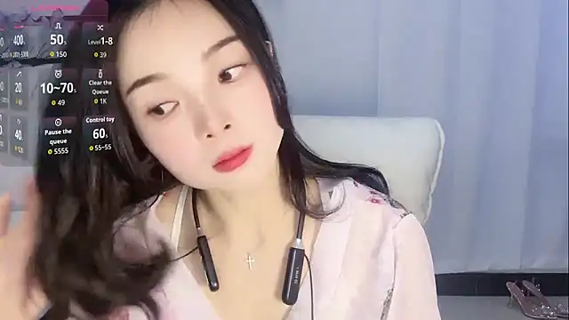 Snapshot of Tangbao-Baby chatting on 21, 12, 2025 Tangbao-Baby online show from 21, 12, 2025