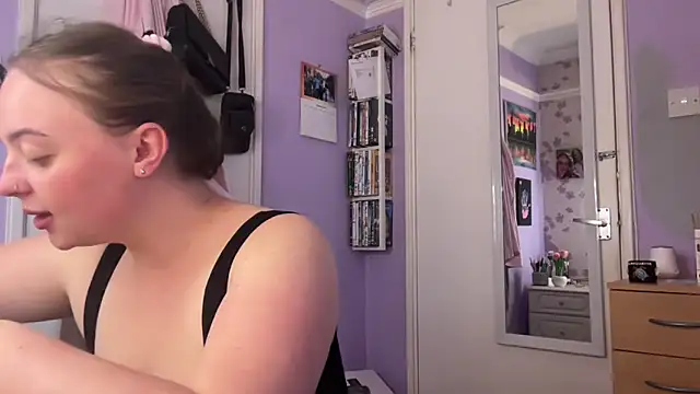 SexySashaxox online show from 13, 9, 2025