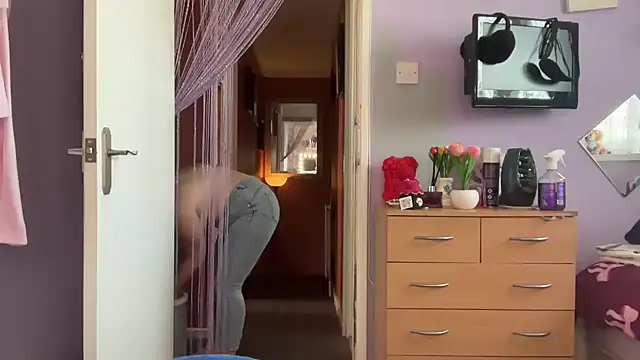 SexySashaxox online show from 25, 2, 2026