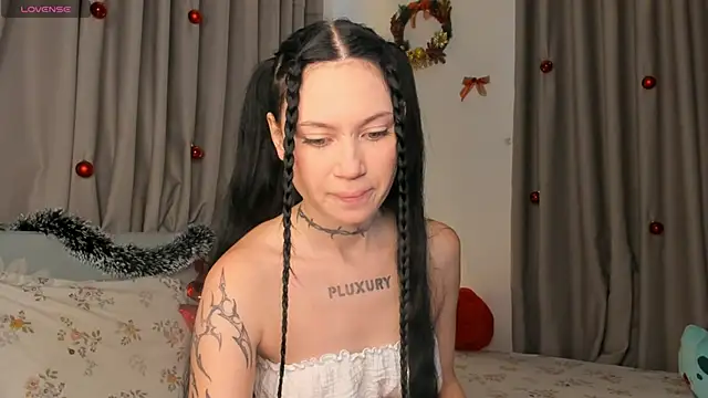 Snapshot of Alice_1n_Wonderland_ chatting on 6, 1, 2026 Alice 1n Wonderland online show from 6, 1, 2026