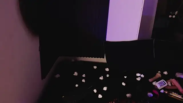 chubby sexy  online show from 3, 2, 2026