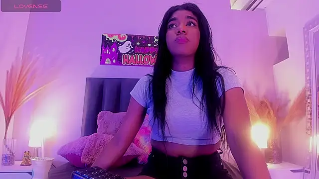 KendraChavez  online show from 21, 10, 2025