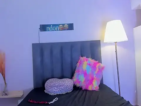 KendraChavez  online show from 16, 2, 2026