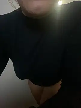 Snapshot of Julay2232 chatting on 9, 11, 2025 Julay2232 online show from 9, 11, 2025