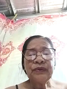 Snapshot of Sweet-Lita50 chatting on 17, 4, 2026 Sweet-Lita50 online show from 17, 4, 2026