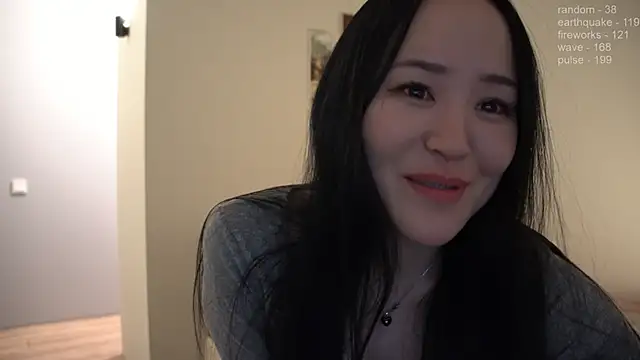 Snapshot of _JiKey_ chatting on 13, 12, 2024  JiKey  online show from 13, 12, 2024