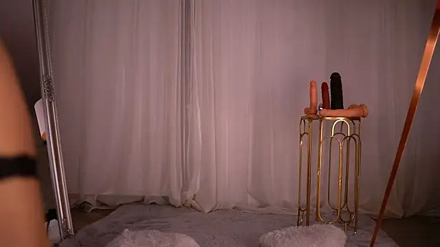 NickyBenz online show from 6, 10, 2025