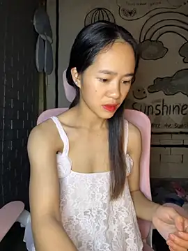 TiNa 04 online show from 15, 9, 2025