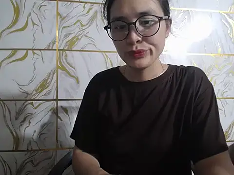 Lyzizi lovely09 online show from 18, 6, 2026