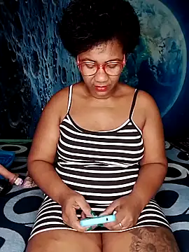 Snapshot of analgetica chatting on 28, 10, 2025 analgetica online show from 28, 10, 2025