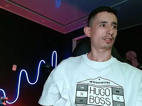 Snapshot of Damartinez27 chatting on 21, 9, 2025 Damartinez27 online show from 21, 9, 2025