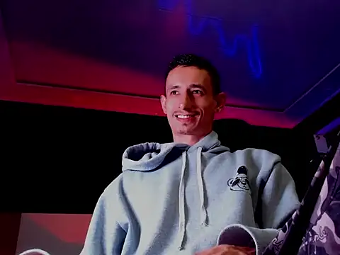 Snapshot of Damartinez27 chatting on 27, 9, 2025 Damartinez27 online show from 27, 9, 2025