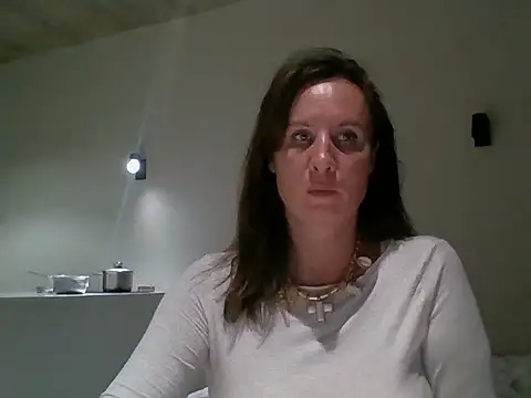 ALICAINWONDERLAND online show from 27, 9, 2025