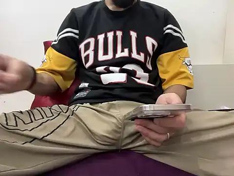 Snapshot of coupleyug chatting on 17, 1, 2026 coupleyug online show from 17, 1, 2026