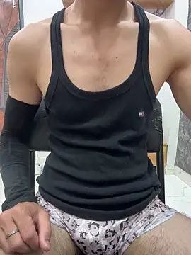 coupleyug online show from 11, 6, 2026