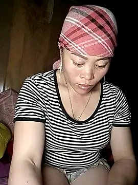 Snapshot of CoMay003 chatting on 27, 3, 2026 CoMay003 online show from 27, 3, 2026