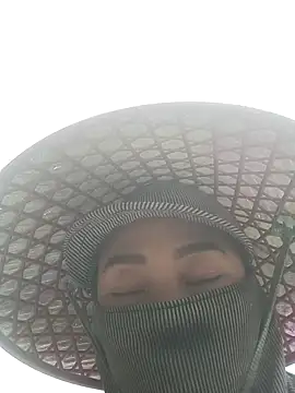 Snapshot of CoMay003 chatting on 1, 4, 2026 CoMay003 online show from 1, 4, 2026