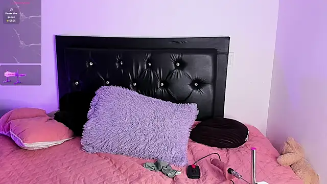 Snapshot of samiacooper25 chatting on 6, 2, 2026 samiacooper25 online show from 6, 2, 2026