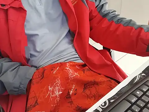 Carloskasado online show from 19, 7, 2026