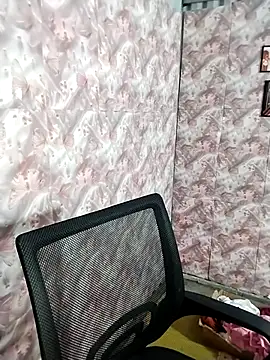 Snapshot of Sisi_dy01 chatting on 30, 10, 2025 Sisi dy01 online show from 30, 10, 2025