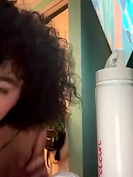 Snapshot of prinxesslola chatting on 21, 10, 2025 prinxesslola online show from 21, 10, 2025