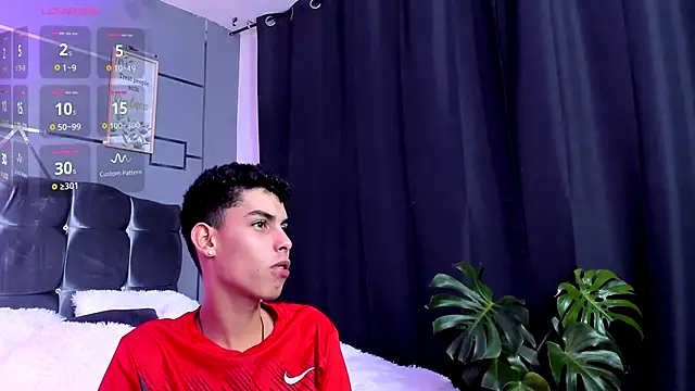 Room 69x online show from 9, 11, 2025