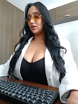 Esmeralda333 online show from 15, 5, 2026