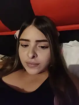 Nahomy cm online show from 17, 5, 2026