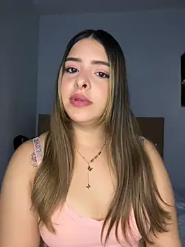 Snapshot of Nahomy_cm chatting on 20, 6, 2026 Nahomy cm online show from 20, 6, 2026