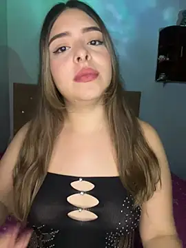 Snapshot of Nahomy_cm chatting on 29, 6, 2026 Nahomy cm online show from 29, 6, 2026