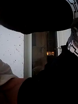 handsome8inchh online show from 6, 4, 2026