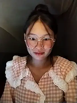 saronla 03 online show from 10, 9, 2025