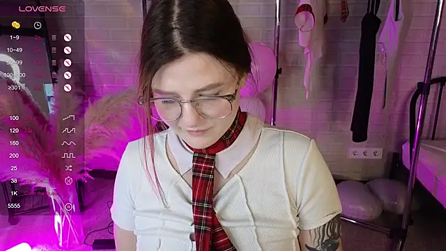 Snapshot of Ruby_Al1en chatting on 8, 10, 2025 Ruby Al1en online show from 8, 10, 2025