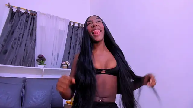 Snapshot of Mistt_Mia chatting on 2, 3, 2026 Mistt Mia online show from 2, 3, 2026