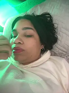 SamaraAnders  online show from 13, 4, 2026