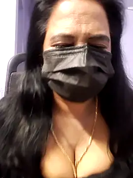 mallu-lover online show from 2, 11, 2025