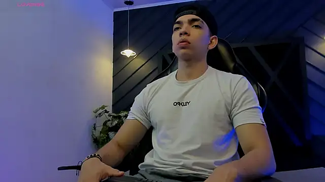 Eryonbradley online show from 24, 9, 2025