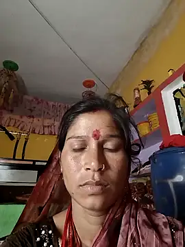 Snapshot of Sonam_pandeyji chatting on 3, 5, 2026 Sonam pandeyji online show from 3, 5, 2026