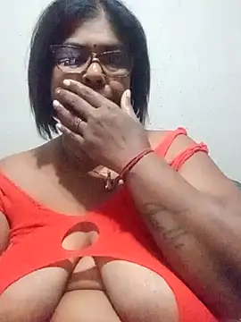 Snapshot of mileesha chatting on 24, 2, 2026 mileesha online show from 24, 2, 2026